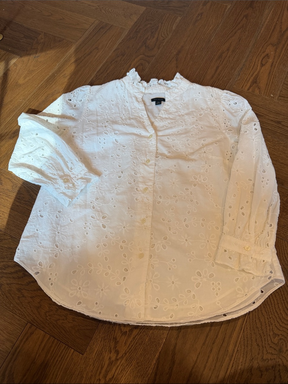 Ann Taylor White Eyelet Ruffled Collar Button-Front Blouse